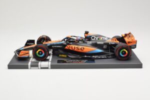 McLaren MCL60 #81 O. Piastri F1 2023 Minichamps 1:18 537231881 Metal