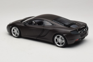 McLaren MP4-12C Matt Black Minichamps 1:18 110133021 Metal — billede 7 af 8