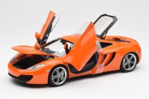 McLaren MP4-12C Orange AUTOart 1:18 76006 Metal — billede 2 af 8