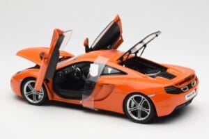McLaren MP4-12C Orange AUTOart 1:18 76006 Metal — billede 5 af 8