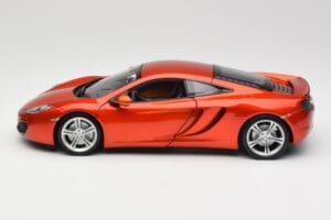 McLaren MP4-12C Orange Metallic Minichamps 1:18 110133020 Metal — billede 4 af 8