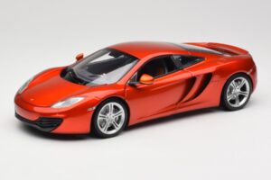McLaren MP4-12C Orange Metallic Minichamps 1:18 110133020 Metal