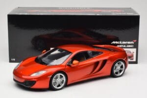 McLaren MP4-12C Orange Metallic Minichamps 1:18 110133020 Metal — billede 8 af 8