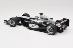 McLaren MP4-19 Mercedes J.P. Montoya Test Car 2005 Minichamps 1:18 533051880 Metal — billede 5 af 7