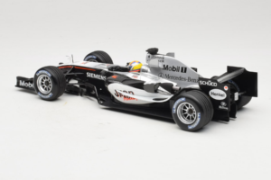 McLaren MP4-20 Mercedes #10 J.P. Montoya F1 2005 Minichamps 1:18 B66962338 Metal — billede 5 af 6