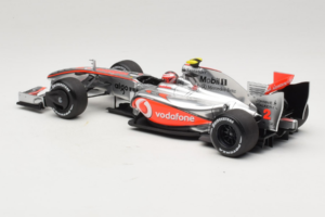 McLaren MP4-24 Mercedes #2 H. Kovalainen F1 2009 Dealer Edition Minichamps 1:18 B66960041 Metal — billede 5 af 7
