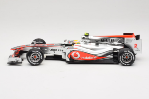 McLaren MP4-25 Mercedes #2 L. Hamilton Vodafone McLaren F1 2010 Minichamps 1:18 530101802 Metal — billede 3 af 7