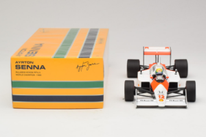 McLaren MP4/4 Honda #12 A. Senna Marlboro McLaren F1 World Champion 1988 Minichamps 1:18 540881812 Metal — billede 6 af 7