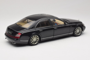 Maybach 57S Sort AUTOart 1:18 76156 Metal — billede 3 af 7