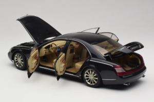Maybach 57S Sort AUTOart 1:18 76156 Metal — billede 5 af 7