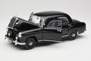 Mercedes 180 W120 Ponton Sort Revell 1:18 08973 Metal — billede 2 af 8