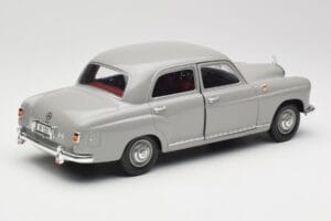 Mercedes 180 W120 Ponton Graphite Grey Revell 1:18 08974 Metal — billede 3 af 8