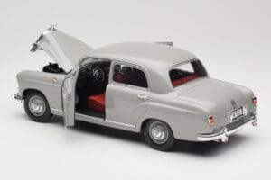 Mercedes 180 W120 Ponton Graphite Grey Revell 1:18 08974 Metal — billede 5 af 8