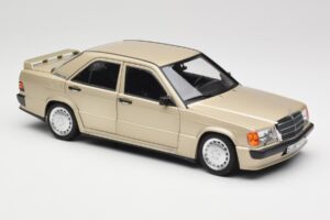 Mercedes 190E W201 2.3-16 Smoke Silver Metallic Norev 1:18 183831 Metal — billede 6 af 8