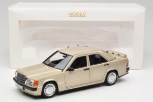 Mercedes 190E W201 2.3-16 Smoke Silver Metallic Norev 1:18 183831 Metal — billede 8 af 8