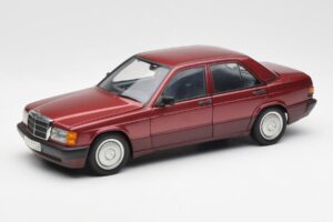 Mercedes 190E W201 2.0 Rød Dealer Edition AUTOart 1:18 B66040383 Metal
