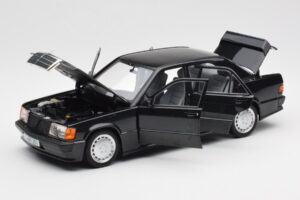 Mercedes 190E 2.3-16 W201 Sort Forhandlerudgave Norev 1:18 B66040663 Metal — billede 2 af 8