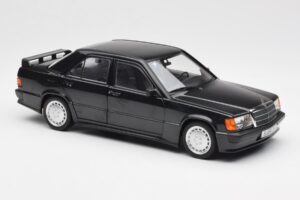 Mercedes 190E 2.3-16 W201 Sort Forhandlerudgave Norev 1:18 B66040663 Metal — billede 6 af 8