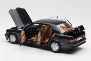 Mercedes 190E 2.3-16 W201 Blåsort Metallic AUTOart 1:18 76122 Metal — billede 5 af 8