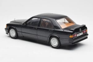 Mercedes 190E 2.3-16 W201 Blåsort Metallic AUTOart 1:18 76122 Metal — billede 7 af 8