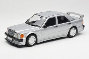 Mercedes 190E 2.5-16 EVO 1 W201 Sølv Minichamps 1:18 155036001 Metal