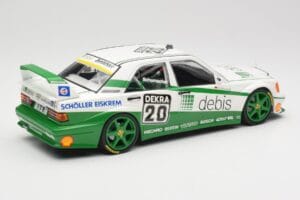 Mercedes 190E 2.5-16 EVO II W201 #20 Team Zakspeed M. Schumacher DTM 1991 Minichamps 1:18 155913620 Metal — billede 3 af 6