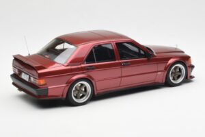 Mercedes 190E 2.5-16 W201 RAUH-Welt Republik Rød Otto 1:18 OT1083 Resin — billede 2 af 6