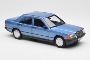 Mercedes 190E W201 Diamond Blå Forhandlerudgave Norev 1:18 B66040661 Metal — billede 6 af 8