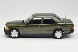 Mercedes 190E W201 Grøn Metallic Minichamps 1:18 155037001 Metal — billede 3 af 6