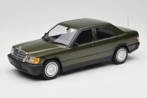 Mercedes 190E W201 Grøn Metallic Minichamps 1:18 155037001 Metal
