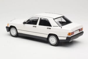 Mercedes 190E W201 Hvid Minichamps 1:18 155037002 Metal — billede 5 af 6