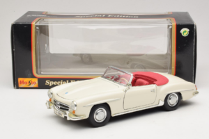 Mercedes 190SL Hvid Maisto 1:18 50274 Metal — billede 8 af 8