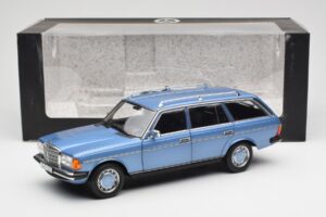 Mercedes 200 S123 T-Model Diamond Blå Forhandlerudgave Norev 1:18 B66040671 Metal — billede 8 af 8