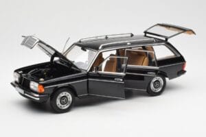 Mercedes 200 T S123 Sort Norev 1:18 183735 Metal — billede 2 af 8