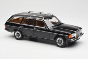 Mercedes 200 T S123 Sort Norev 1:18 183735 Metal — billede 6 af 8