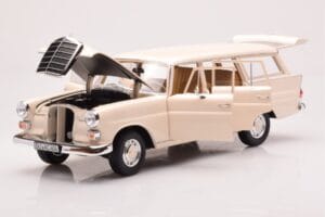 Mercedes 200 Universal W110 Creme Norev 1:18 183709 Metal — billede 2 af 8