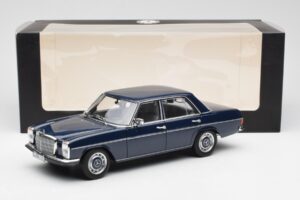 Mercedes 200 W114 Midnight Blå Forhandlerudgave Norev 1:18 B66040694 Metal — billede 8 af 8