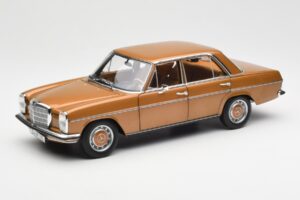 Mercedes 200 W115 Bycane Guld Forhandlerudgave Norev 1:18 B66040665 Metal
