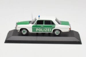 Mercedes 200 W115 Politi Minichamps 1:43 400034090 Metal