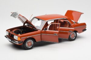 Mercedes 200 W123 English Rød Forhandlerudgave Norev 1:18 B66040653 Metal — billede 2 af 8
