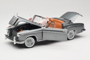 Mercedes 220 SE W128 Cabriolet Grey Metallic Sun Star 1:18 3352-M1 Metal — billede 2 af 8