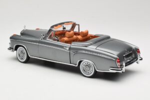 Mercedes 220 SE W128 Cabriolet Grey Metallic Sun Star 1:18 3352-M1 Metal — billede 7 af 8