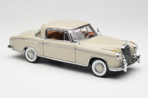 Mercedes 220 SE W128 Coupe Lysegrå Sun Star 1:18 3568 Metal — billede 6 af 8