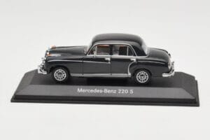 Mercedes 220S W180 Lysegrå Minichamps 1:43 B66040534 Metal