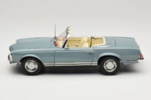 Mercedes 230 SL W113 Horizon Blue Norev 1:18 183992 Metal — billede 4 af 9