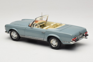 Mercedes 230 SL W113 Horizon Blue Norev 1:18 183992 Metal — billede 8 af 9