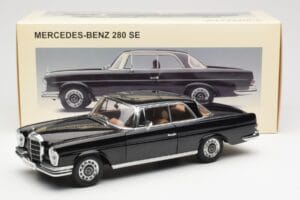Mercedes 280 SE W111 Coupe Sort AUTOart 1:18 76286 Metal — billede 8 af 8