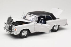 Mercedes 280 SE W111 Cabriolet Lysegrå Norev 1:18 183530 Metal — billede 2 af 8