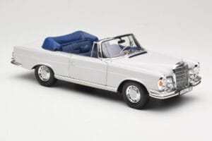 Mercedes 280 SE W111 Cabriolet Lysegrå Norev 1:18 183530 Metal — billede 6 af 8