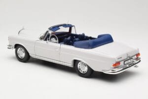 Mercedes 280 SE W111 Cabriolet Lysegrå Norev 1:18 183530 Metal — billede 7 af 8